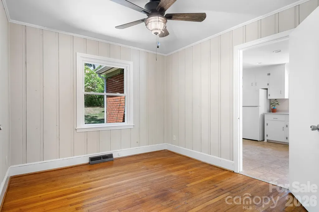 3960 Bristol Drive Charlotte NC 28208