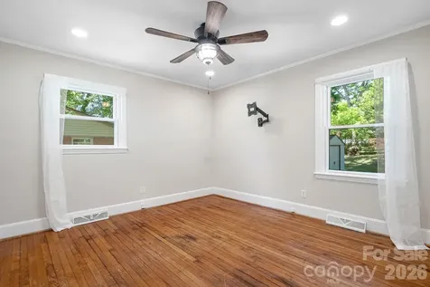 3960 Bristol Drive Charlotte NC 28208