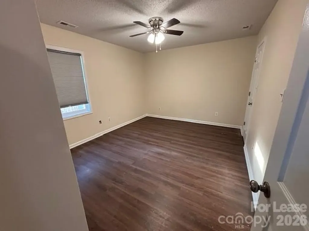 187 Isle Of Pines Road Mooresville NC 28117