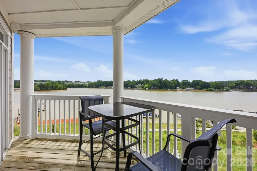 637 Williamson Road Mooresville NC 28117