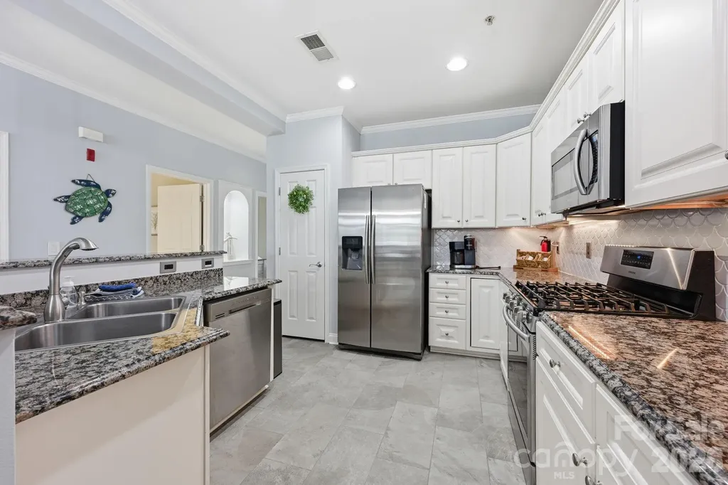 637 Williamson Road Mooresville NC 28117