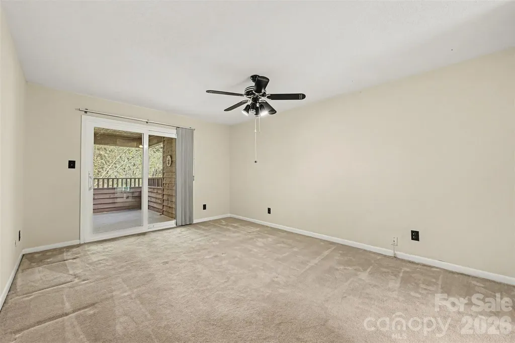 8015 Cedar Glen Drive Charlotte NC 28212