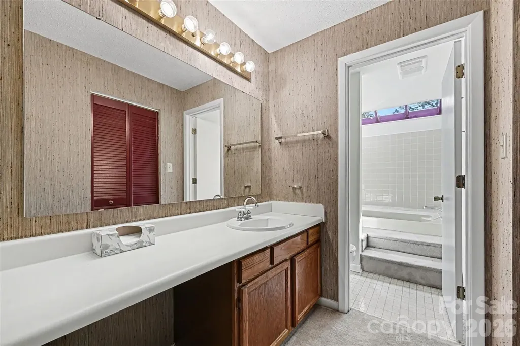 8015 Cedar Glen Drive Charlotte NC 28212