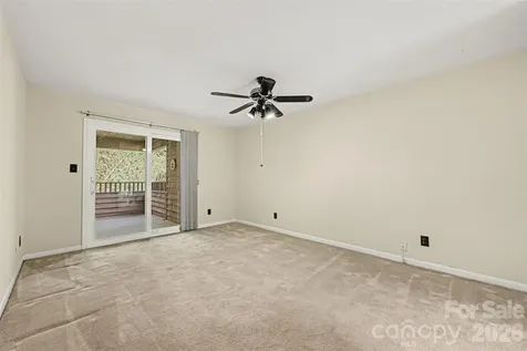 8015 Cedar Glen Drive Charlotte NC 28212