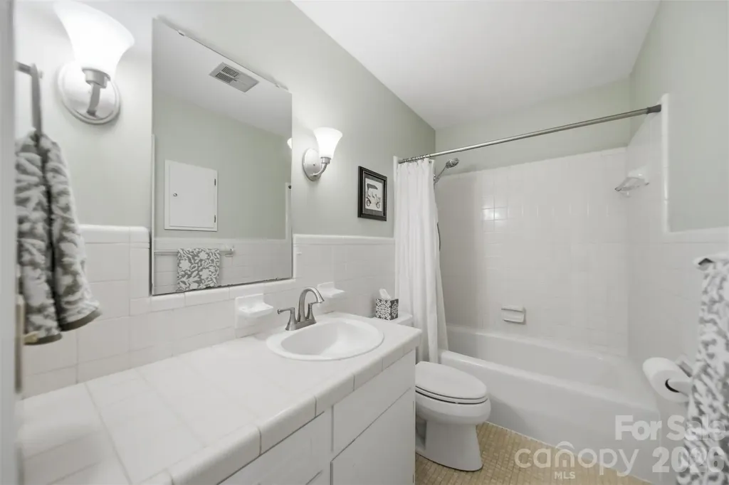 104 Laurelwood Drive Morganton NC 28655