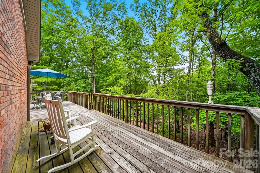 104 Laurelwood Drive Morganton NC 28655