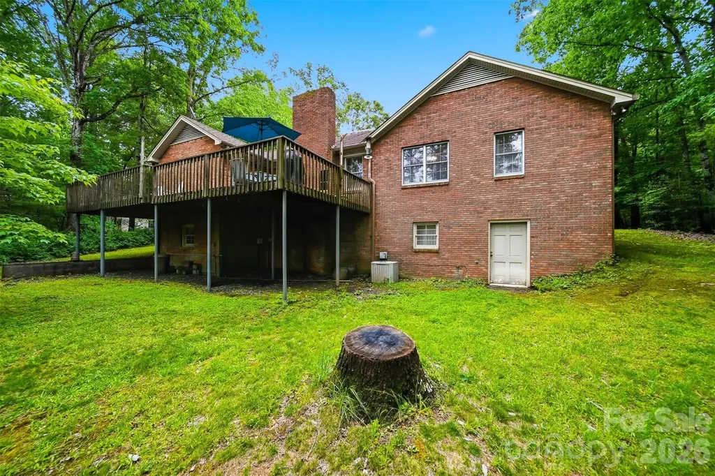 104 Laurelwood Drive Morganton NC 28655