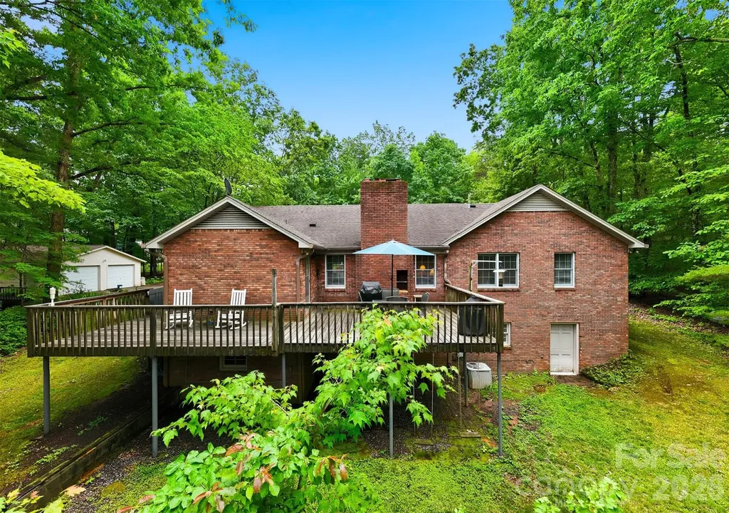 104 Laurelwood Drive Morganton NC 28655