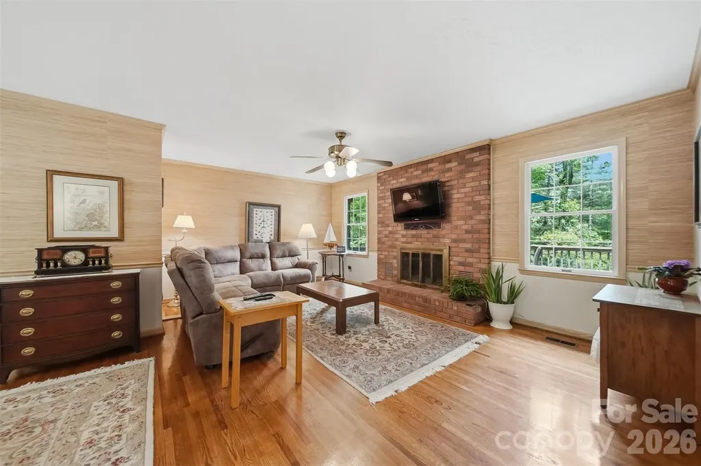 104 Laurelwood Drive Morganton NC 28655