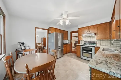 104 Laurelwood Drive Morganton NC 28655