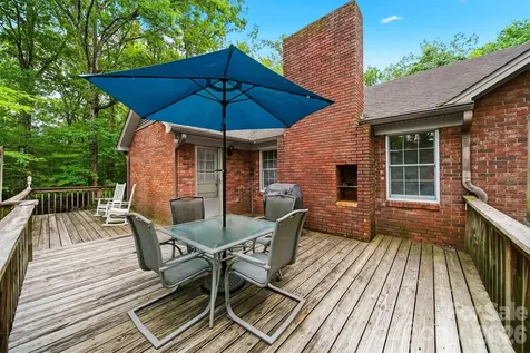 104 Laurelwood Drive Morganton NC 28655