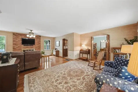 104 Laurelwood Drive Morganton NC 28655