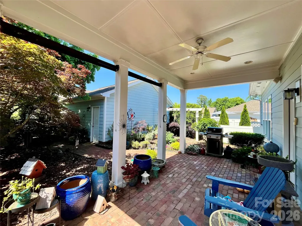 12422 Brenthaven Drive Davidson NC 28036