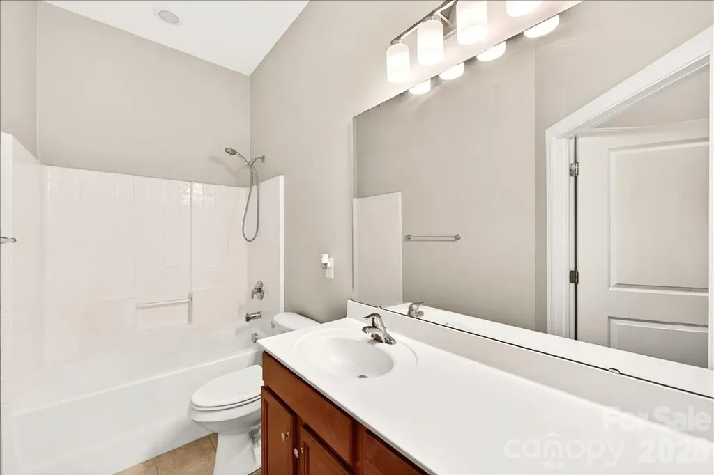 12422 Brenthaven Drive Davidson NC 28036