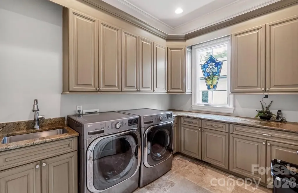 444 Bay Harbour Road Mooresville NC 28117