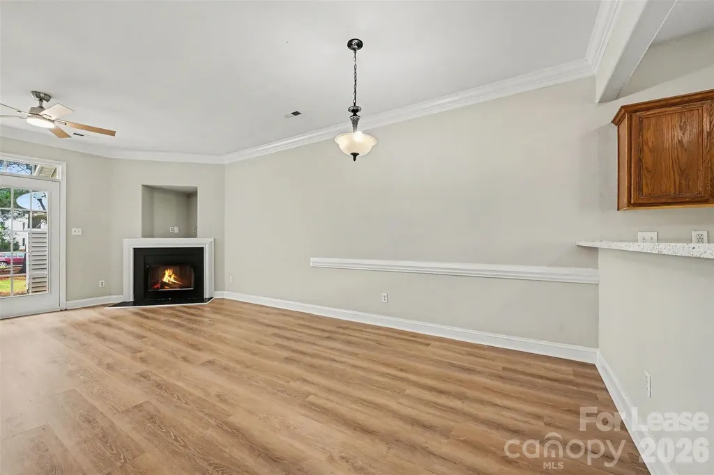 4413 Eaves Lane Charlotte NC 28215