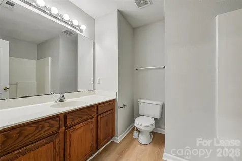 4413 Eaves Lane Charlotte NC 28215