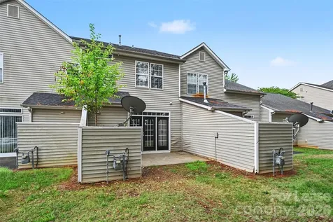 4413 Eaves Lane Charlotte NC 28215