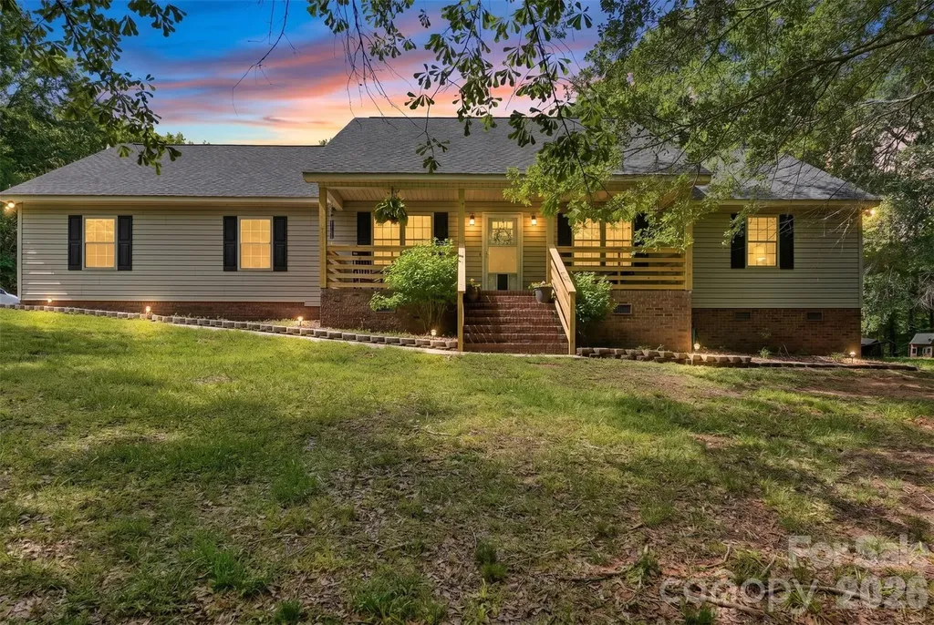 1739 Westbrook Road Edgemoor SC 29712