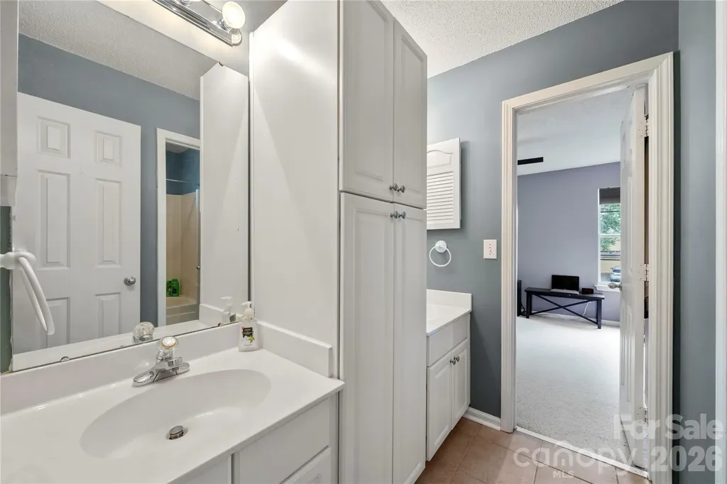8411 Red Cypress Court Charlotte NC 28216