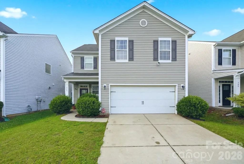 504 Knothole Lane Charlotte NC 28214
