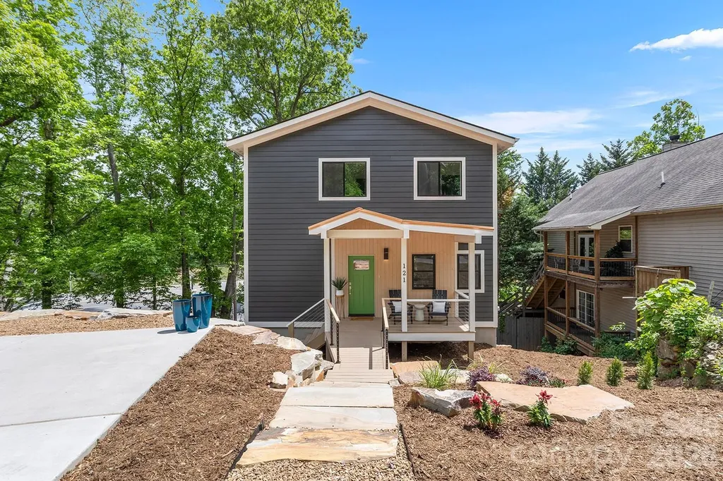 121 Laurel Loop Asheville NC 28806