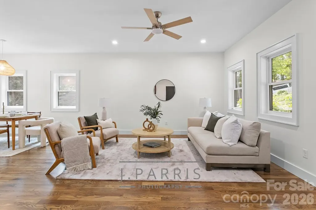 121 Laurel Loop Asheville NC 28806