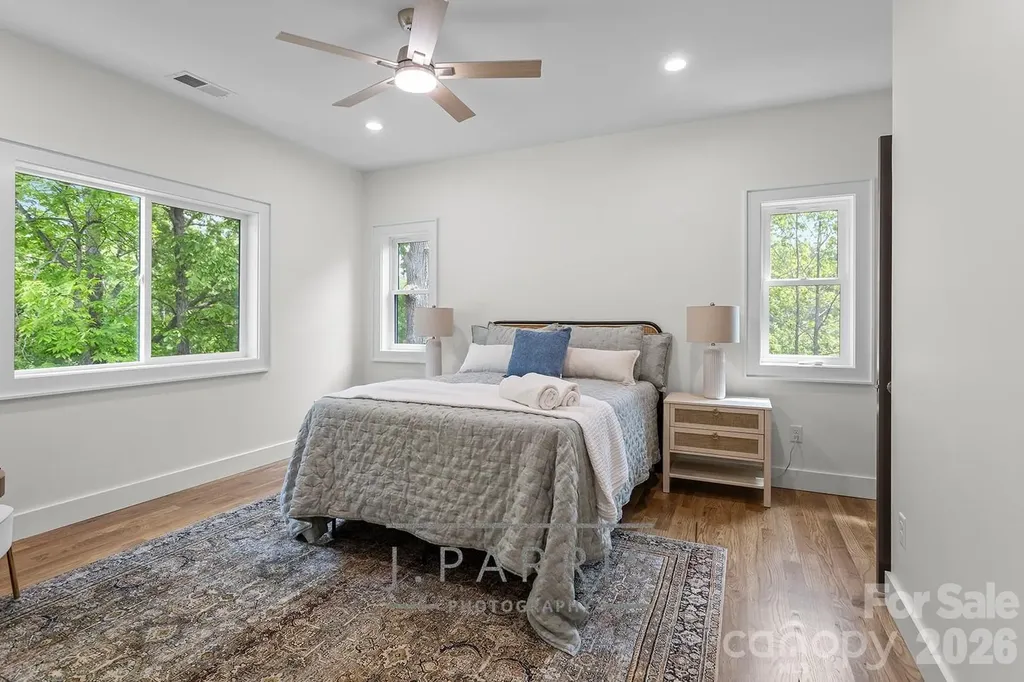 121 Laurel Loop Asheville NC 28806