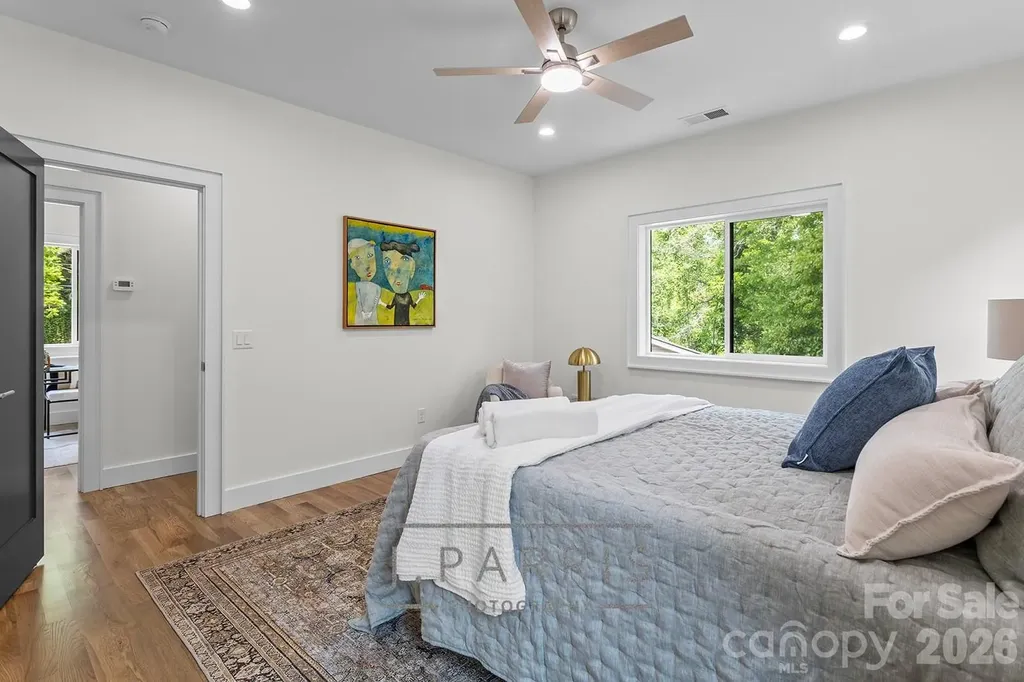121 Laurel Loop Asheville NC 28806
