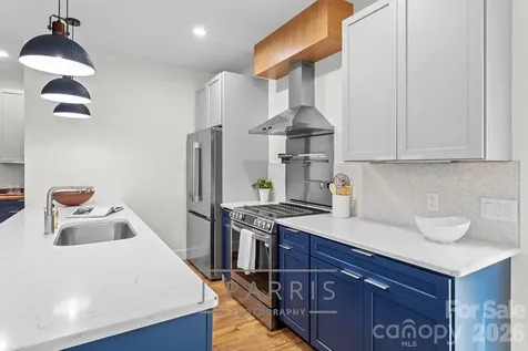 121 Laurel Loop Asheville NC 28806