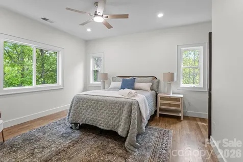 121 Laurel Loop Asheville NC 28806