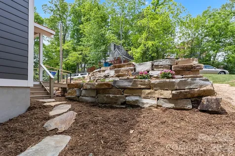 121 Laurel Loop Asheville NC 28806