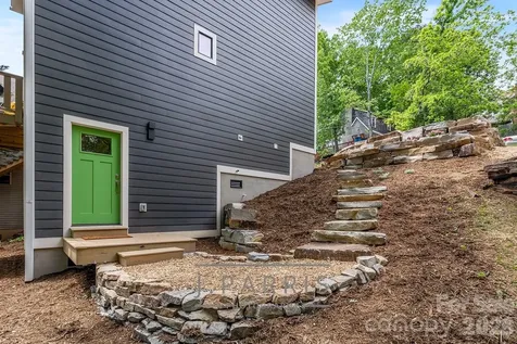 121 Laurel Loop Asheville NC 28806