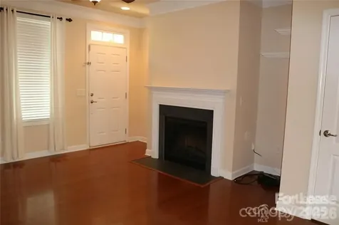9806 Longstone Lane Charlotte NC 28277