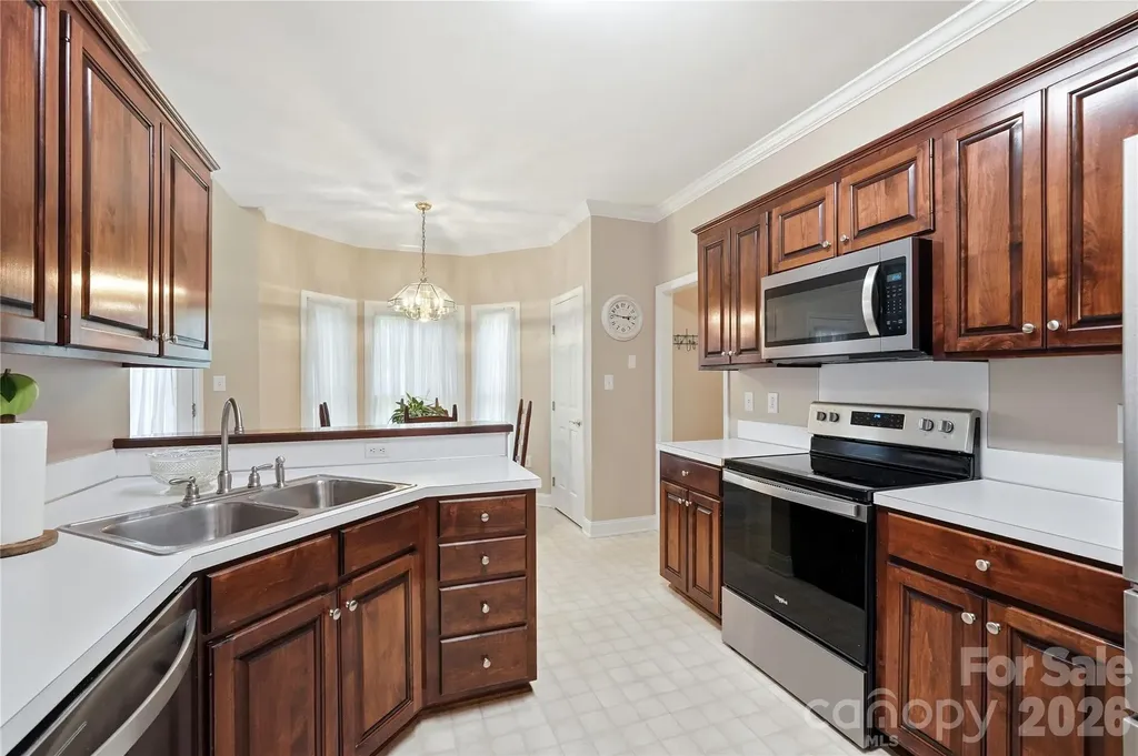 1009 Millwright Lane Matthews NC 28104