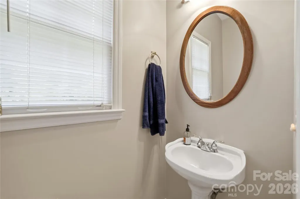 1009 Millwright Lane Matthews NC 28104