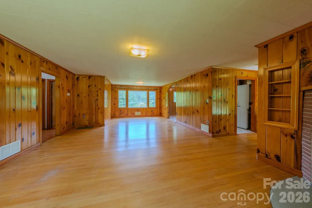 456 Lower Grassy Branch Road Asheville NC 28805