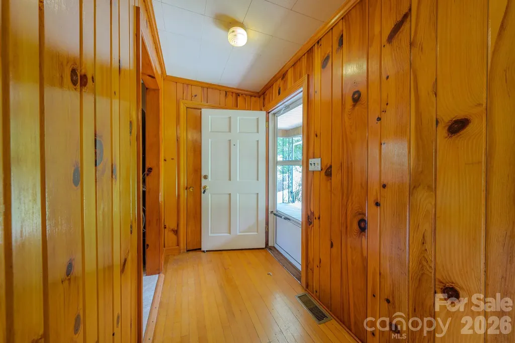 456 Lower Grassy Branch Road Asheville NC 28805