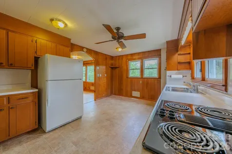 456 Lower Grassy Branch Road Asheville NC 28805