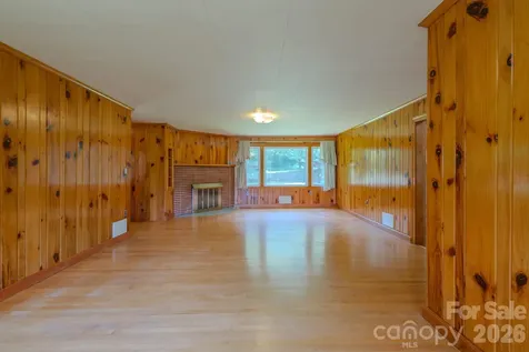 456 Lower Grassy Branch Road Asheville NC 28805