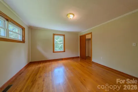 456 Lower Grassy Branch Road Asheville NC 28805