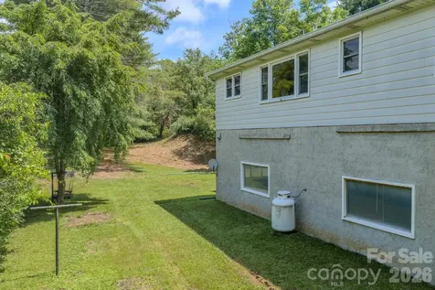 456 Lower Grassy Branch Road Asheville NC 28805