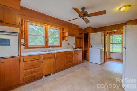 456 Lower Grassy Branch Road Asheville NC 28805