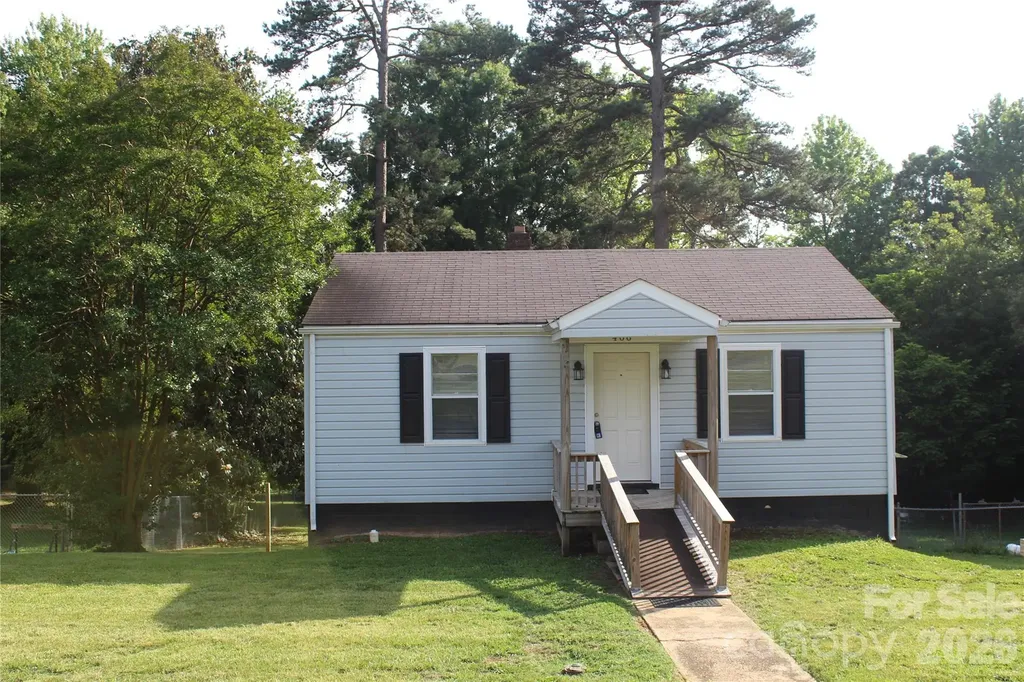 406 E Mill Street Landis NC 28088