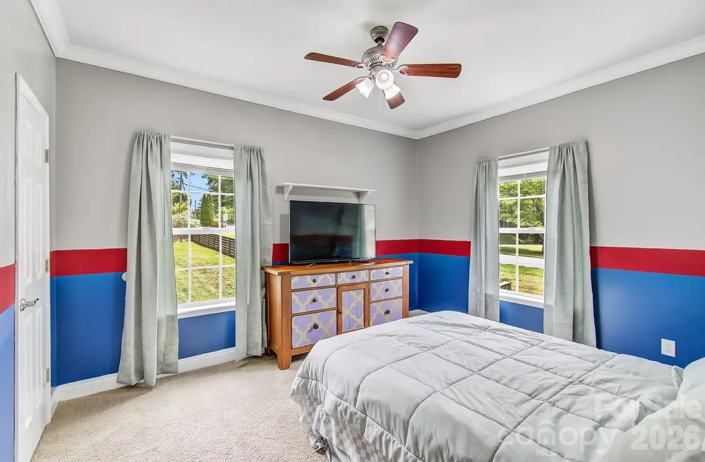 40 Liberty Road Candler NC 28715