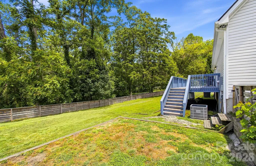 40 Liberty Road Candler NC 28715