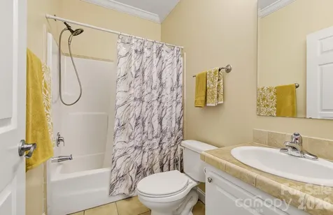 40 Liberty Road Candler NC 28715