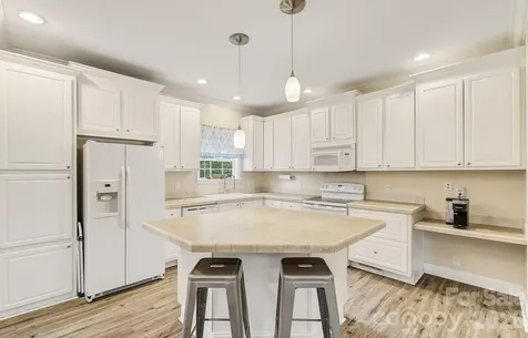 40 Liberty Road Candler NC 28715