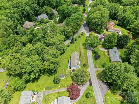 40 Liberty Road Candler NC 28715