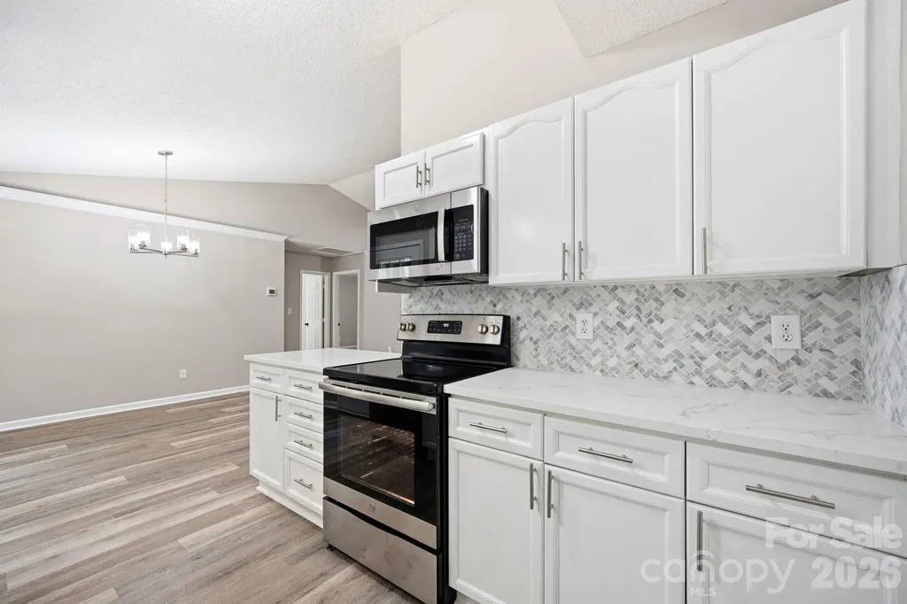 6324 Grove Park Boulevard Charlotte NC 28215